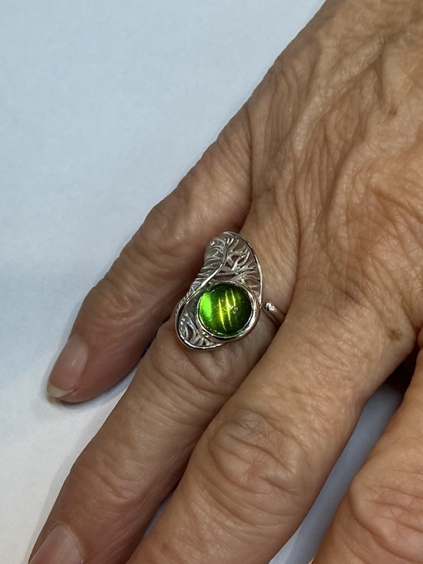 Ring Silber mit karibi. Bernstein